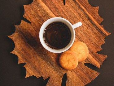 Журнальний столик у стилі мінімалізм : 5 порад по вибору + фото